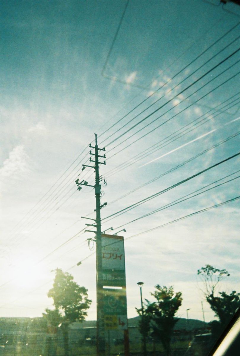 create_ochazuke's tweet photo. ハーフカメラの青が好みでした。 https://t.co/iIxkJhzdR5