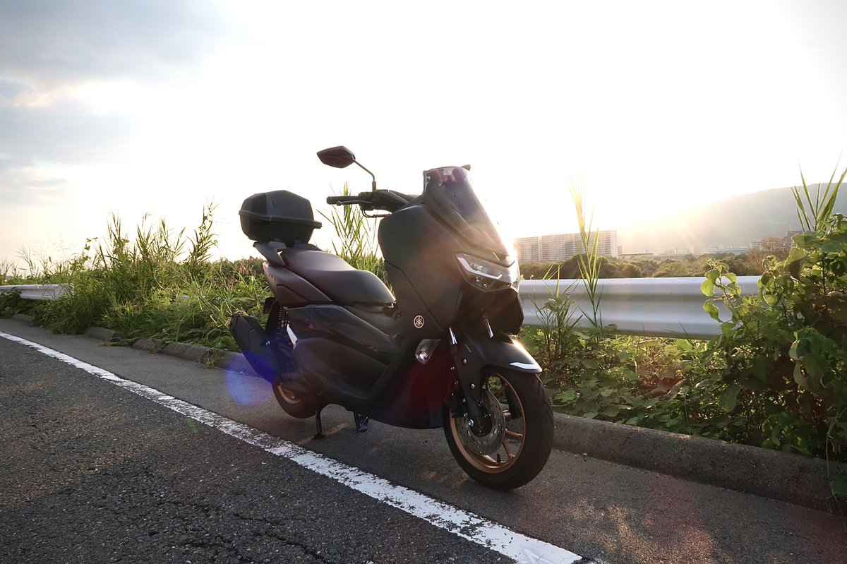 leicudelia's tweet photo. ジョルノからN-MAX125に乗り換えました。

快適です

似たような場所で撮影。

#Honda #GIORNO
#ホンダ #ジョルノ

#YAMAHA #NMAX
#nmax125 #ヤマハ https://t.co/l3J181XWNE