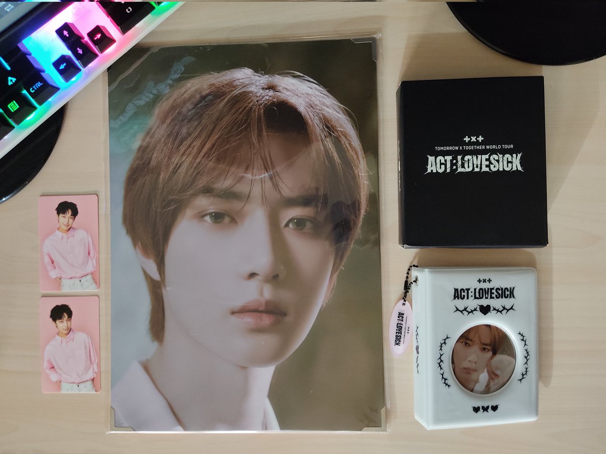 HermaniChoi's tweet photo. late upload but im w/ @sieon_park bestie yesterday. Thank you so much bestie for the treat! and as usual lagi personal ikaw magdeliver ng orders ko wahaha thank u din sa official merch freebies grabe i love you so much 😘💕

#HAkibaProofs https://t.co/l4QfkBkyIg