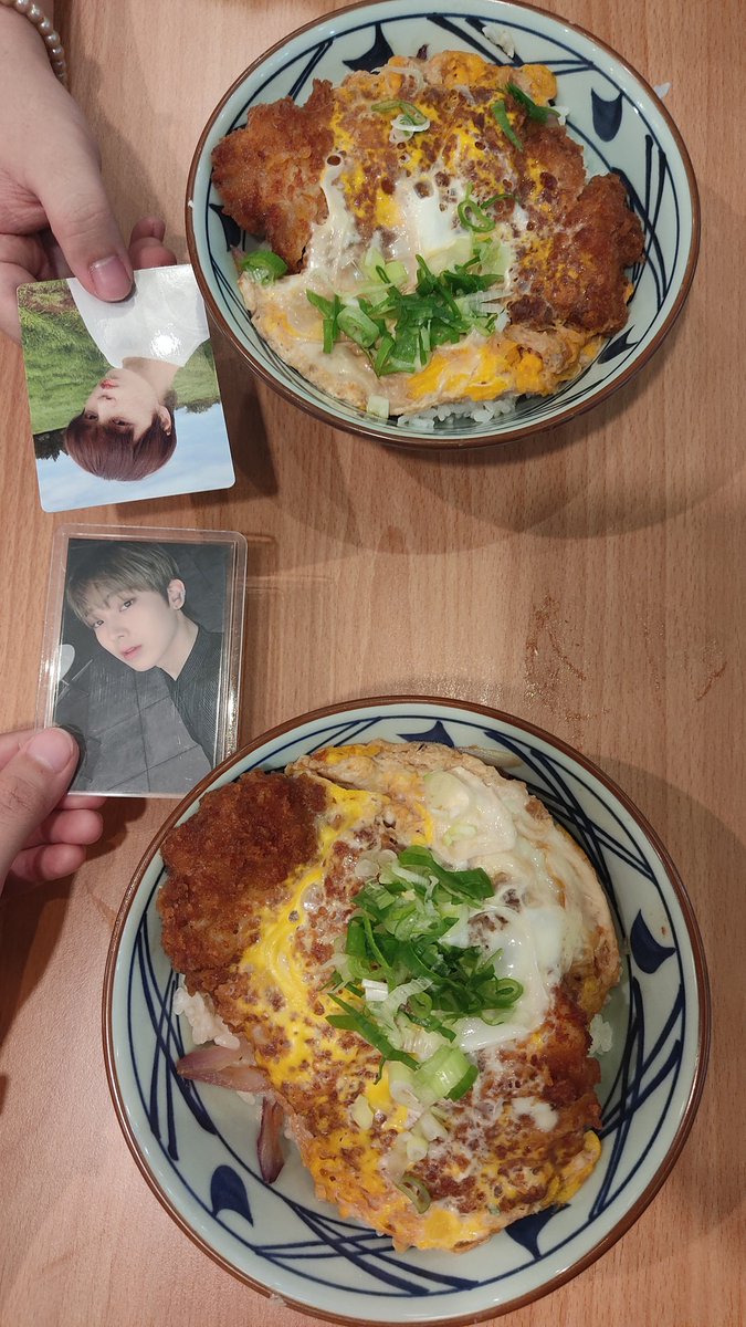 HermaniChoi's tweet photo. late upload but im w/ @sieon_park bestie yesterday. Thank you so much bestie for the treat! and as usual lagi personal ikaw magdeliver ng orders ko wahaha thank u din sa official merch freebies grabe i love you so much 😘💕

#HAkibaProofs https://t.co/l4QfkBkyIg