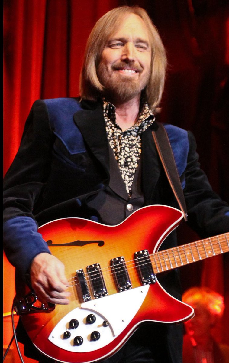 daddydrezz's tweet photo. R.I.P. Tom Petty. October 20, 1950 - October 2, 2017.

I can't believe it's been five years.. https://t.co/2Yix0L3i35