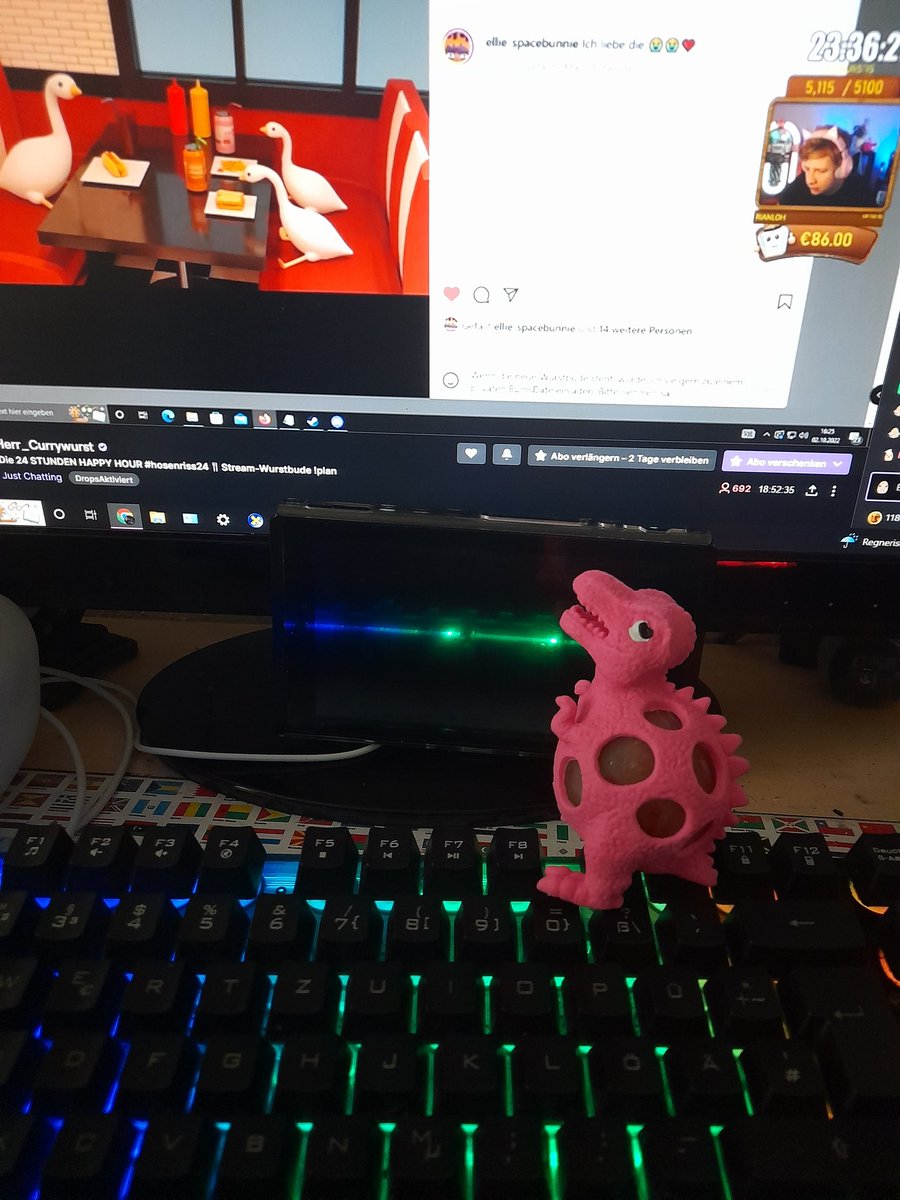 Mein Dino freut sich auch :D 
#Hosenriss24