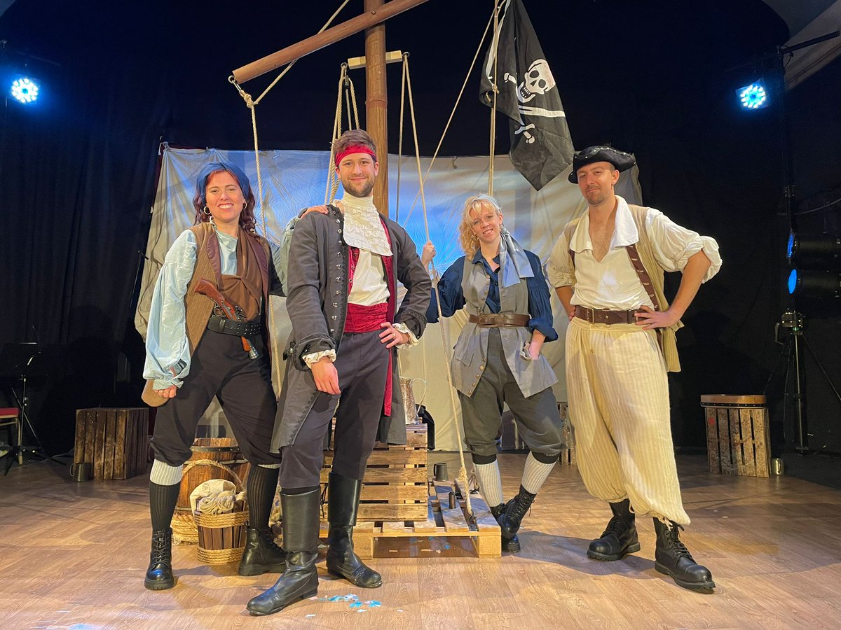 NovandaPro's tweet image. Bonny&amp;amp;Read's autumn tour finished. Thank you for joining us on this journey. And thanks to our venues
@GroundlingsUK @BlakehayTheatre @ropetackleart @izzard_theatre