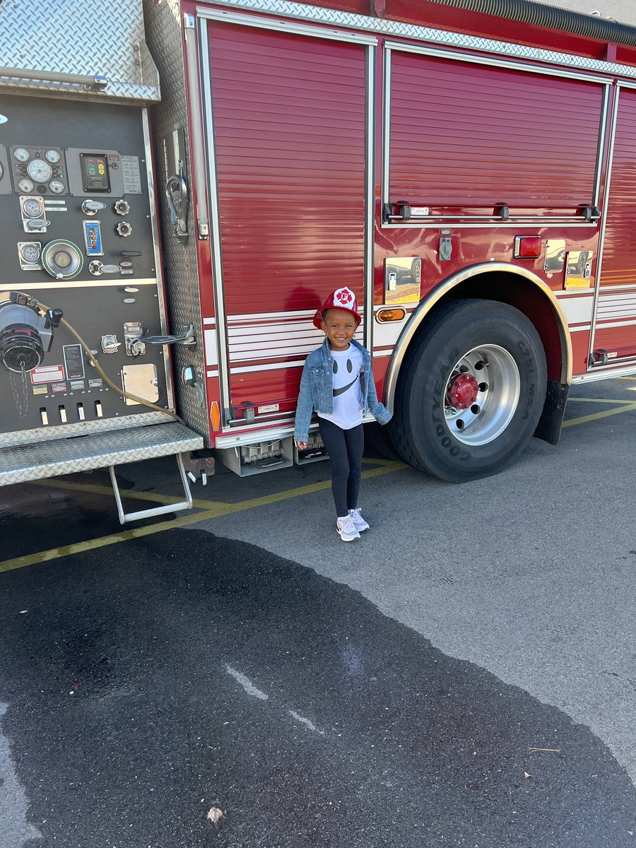 Big Thank You to our First Responders here in Trotwood! Thank you for coming out to speak with our customers about Fire Safety! <a href="/NestorAndino1/">Nestor Andino</a> <a href="/Jreeder47489571/">Jreeder</a> <a href="/BobbKell/">Bobby Kelley</a> <a href="/JamesHu63919876/">James Hudson</a> <a href="/BlueTeam_R21/">Lowe’s Region 21</a>