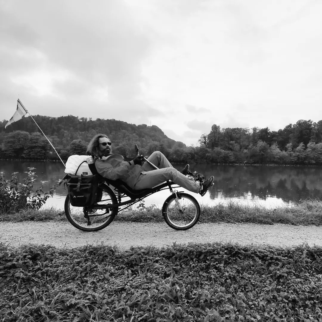 VelosPierrot's tweet photo. Petite parenthèse velocipédique de 17 jours chez nos voisins allemands. 1185km de pistes cyclables le long du Rhin, Main, Teuber et Danube. Nous avons essentiellement suivi #eurovelo15 #romantischestrasse #eurovelo6 avec nos deux #vélocouché Nazca https://t.co/nuEKPzSOdb