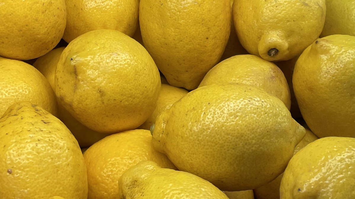 pattyphytum's tweet photo. 🧺👒🌼🧦🍋 https://t.co/oNKxRTRCSe