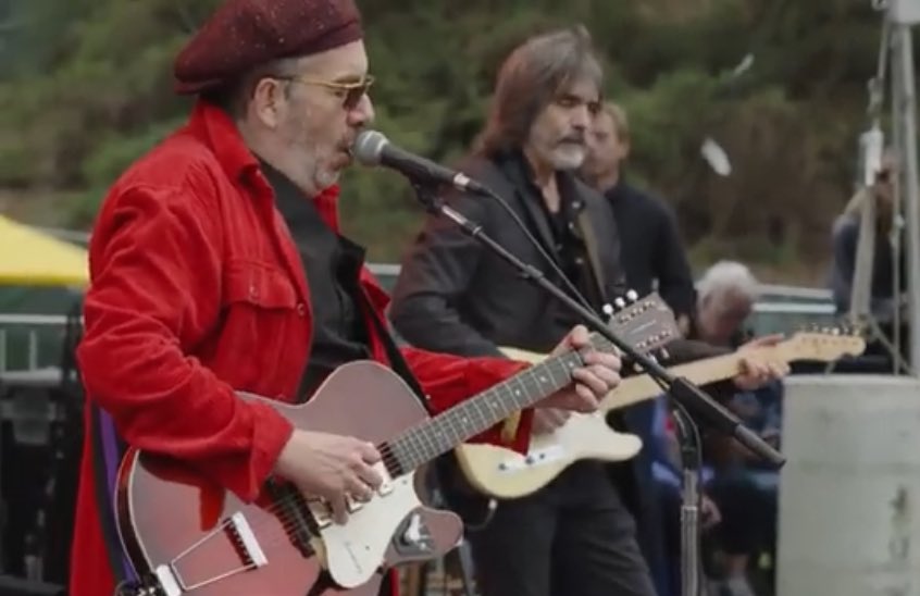 bourgwick's tweet photo. full pro-shot @ElvisCostello set from @HSBFest yesterday featuring 5 garcia/hunter tunes &amp; much more. (bunches of phone videos from the 2 great american shows up are too.) https://t.co/12nMZZPFzk https://t.co/5muUtWGlD5