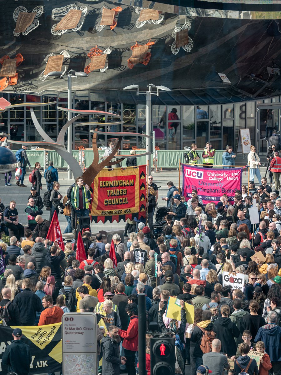 Enough is Enough Birmingham (@eiebirmingham) on Twitter photo The symbols of support don't stop coming - <a href="/ucu/">UCU</a> (<a href="/BirminghamUCU/">Birmingham UCU</a>) and @TUCBham members were out yesterday to back our rail strikers.
Front and centre - as they always are.
<a href="/eiecampaign/">Enough is Enough</a> stands with all workers in their fight for a better payrise. The symbols of support don't stop coming - <a href="/ucu/">UCU</a> (<a href="/BirminghamUCU/">Birmingham UCU</a>) and @TUCBham members were out yesterday to back our rail strikers.
Front and centre - as they always are.
<a href="/eiecampaign/">Enough is Enough</a> stands with all workers in their fight for a better payrise.