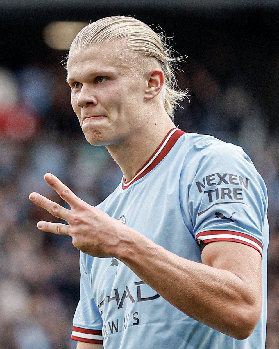 ESPNFC's tweet photo. Erling Haaland has more Premier League goals (14) than 14 PL clubs 😱

Not from this planet 🌍 https://t.co/0WnErbg9fE