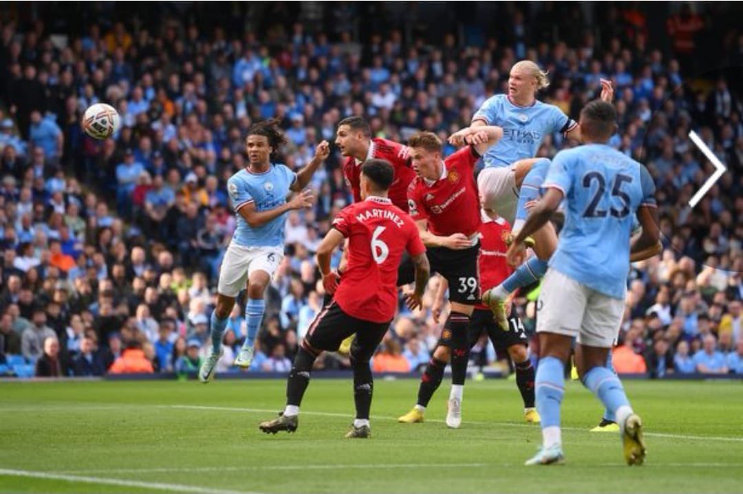 I don’t support either of the Manchester clubs BUT I do enjoy a fab game of football. It’s not so much the scoreline to admire, it’s the fact that Man City are playing some exquisite football. Midfield &amp; attacking link-up is another level - 2 hatricks too. ⚽️#MCIMUN #BPL 📷Getty