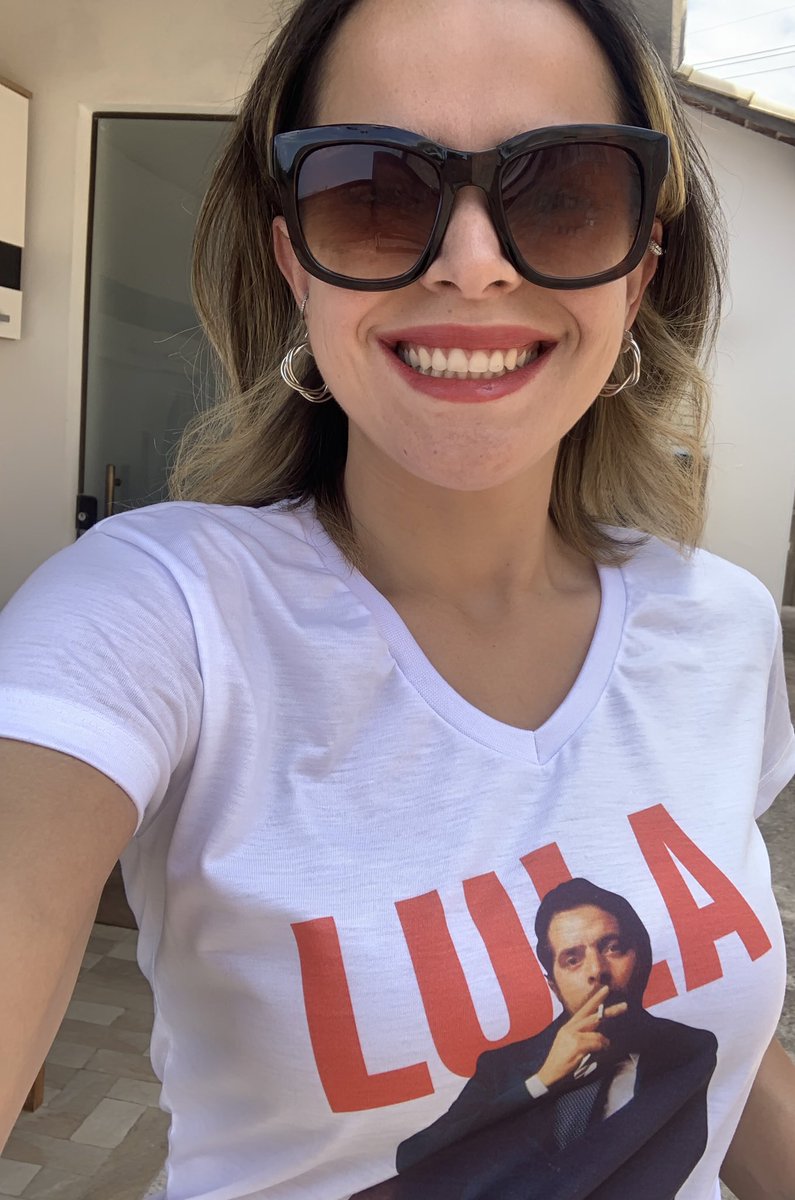 DaryEspindola's tweet photo. Votei votadinho muito que bunitinho!!! #LulaNoPrimeiroTurno13 #Kalil55 https://t.co/IxL5xmftq0