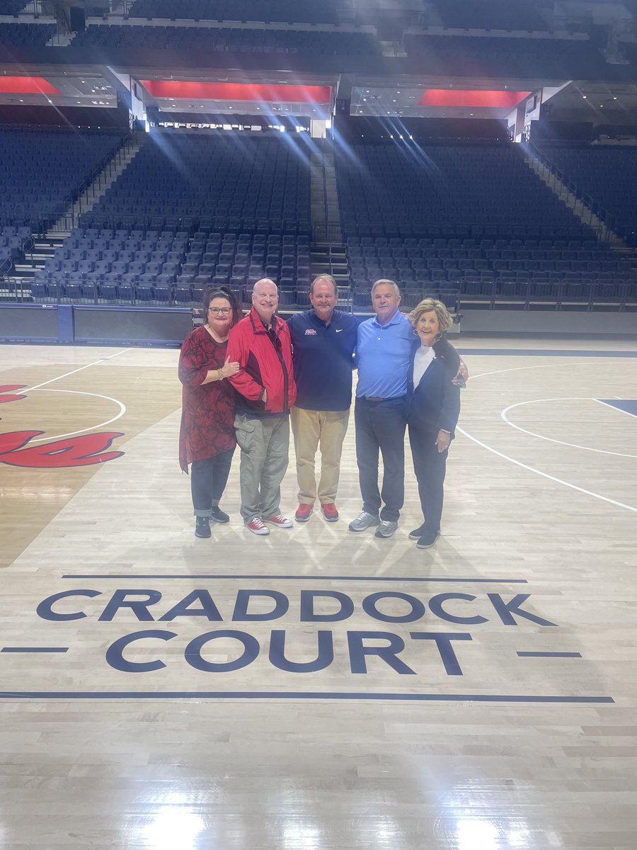 Wonderful seeing Mr & Mrs Craddock and their great pals Saturday! The Craddock’s mean so much to ⁦@OleMissMBB⁩