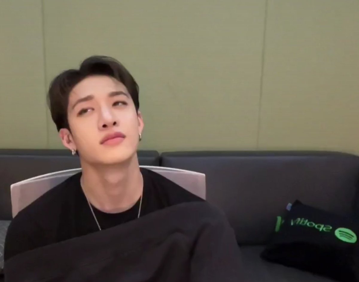 Lips_Stay's tweet photo. This man is so precious to me. Mad Respect. The pain I was able to fight through because of him. He gives me so much hope. The advices and genuine happiness he gives🥺
24 TO 25 WITH BANGCHAN
#우리도_언제나_찬이를_지켜줄게
#ABCD_AceBangChanDay
#BangChanrizardDay
#HappyBangChanDay https://t.co/RpZK0HhYhG