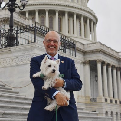 Ted Deutch (@repteddeutch) on Twitter photo #NewProfilePic #NewProfilePic
