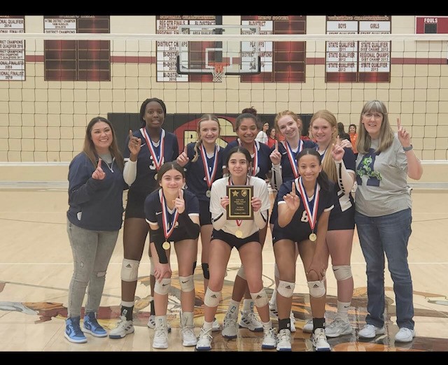 AdamsLadyLions's tweet image. Congratulations to the 2022 EMSISD MS Madness Tournament Champions 7th Grade! Way to go girls! 8th Grade girls tied for 3rd. @LeoAdamsMS @NISDAthletics