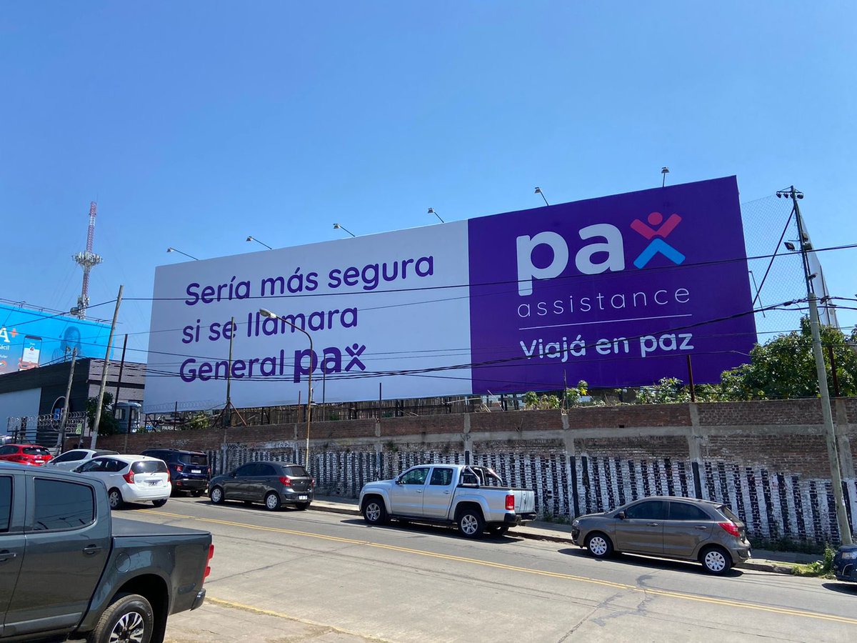 fedeenten's tweet photo. Me estallé con #GeneralPax 😂 excelente cartel https://t.co/6NJumV3QU2