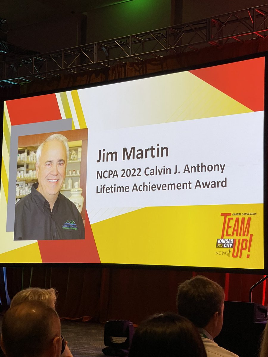 SugarDetective1's tweet photo. @Commpharmacy Congratulations to my friend and mentor Jim Martin!!  Go Dawgs!! #ncpa2022 https://t.co/3JuGCr7THm