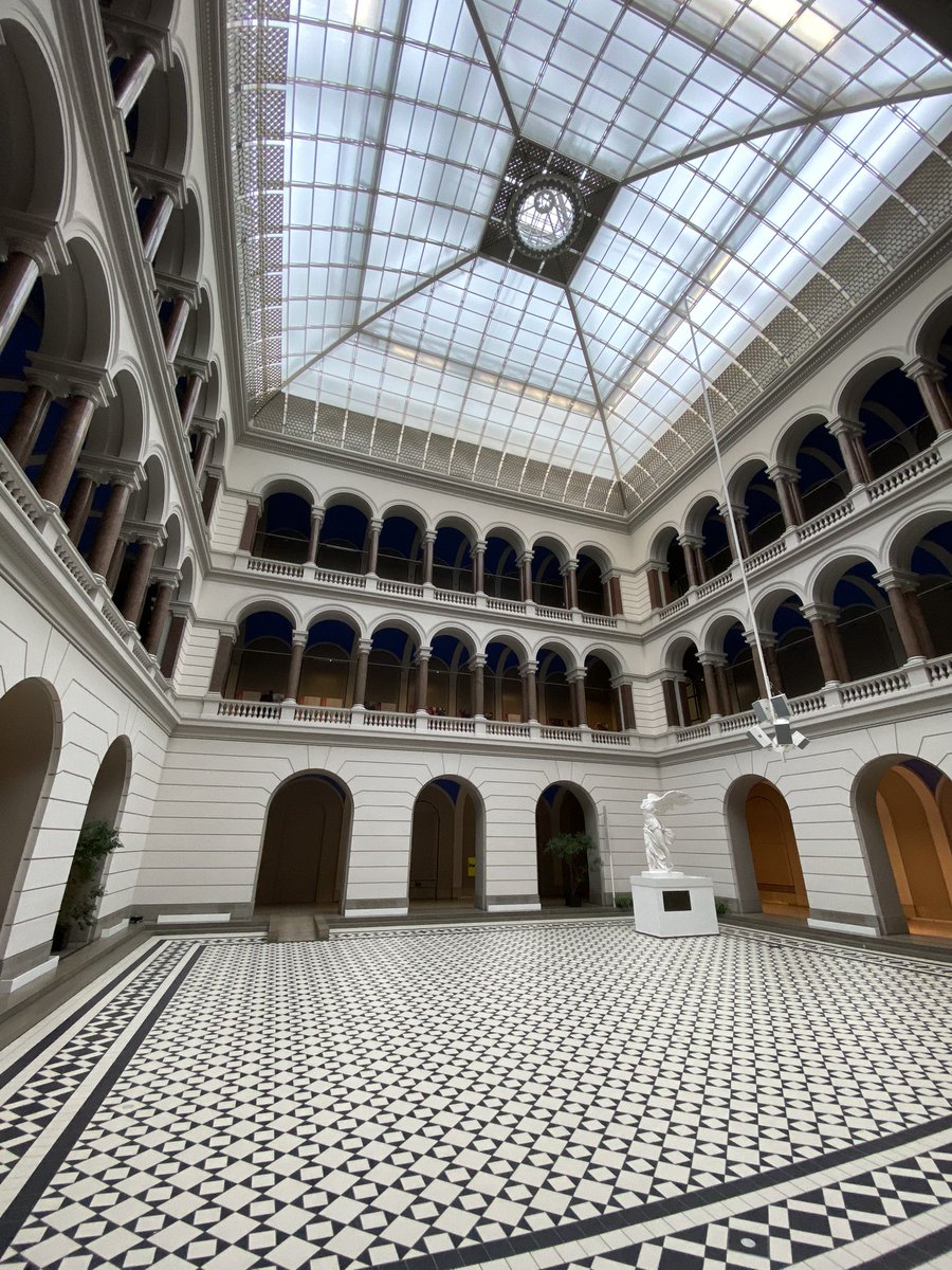 der_marc's tweet photo. I am getting slightly obsessed by the wild mix of @TUBerlin architecture styles. https://t.co/vBBYZsYX0j