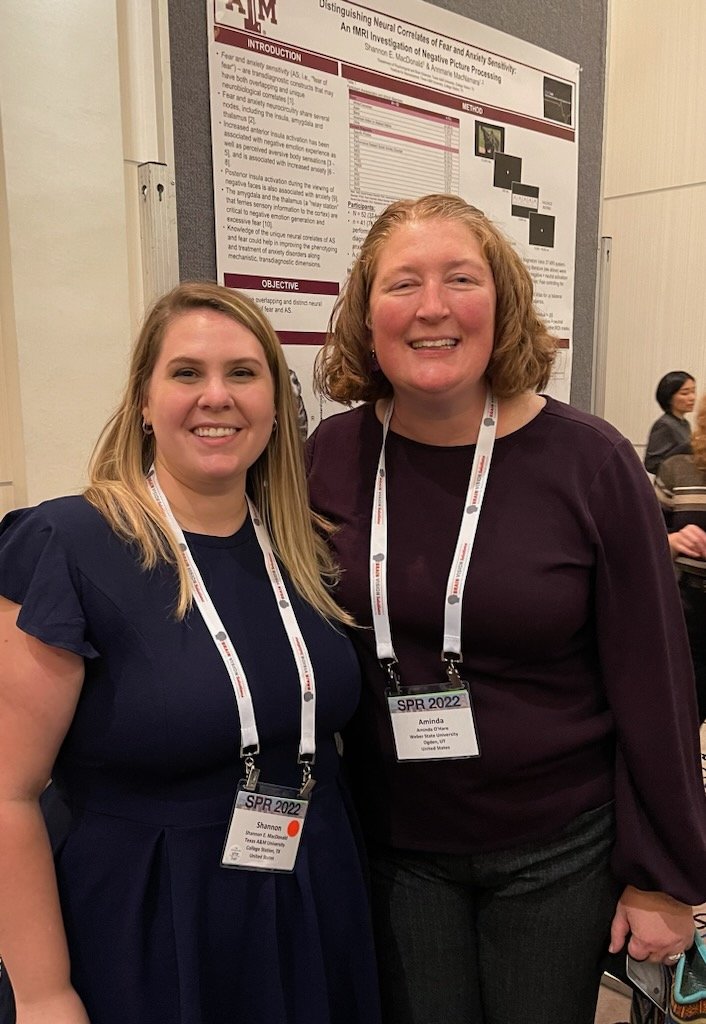 A first in my career! Catching up with a former masters student who is now teaching me things and crushing her way to her PhD! <a href="/SEMacDonald24/">Shannon E. MacDonald, MA</a> Thanks <a href="/TheRealSPR/">TheRealSPR</a> for a great conference! #2022SPR