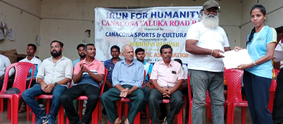 Parrikar4Modi's tweet photo. #RunforHumanity a road race organised by Canacona Sports & Cultural Club always supported by Goa Athletics Association for last 11 years. https://t.co/elsyxqFf1b