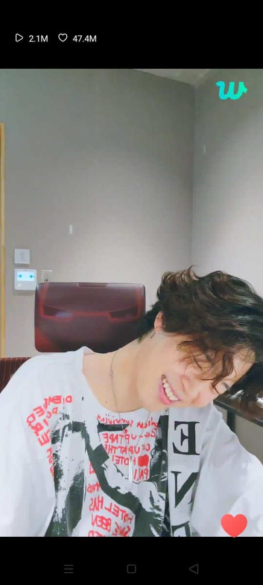 Setiana171's tweet photo. Berusaha untuk bebas berlari dan terbang sejauh dan setinggi yg ku mau tapi aku terkurung dalam ruangan yang kecil dan terhimpit
Can i do it hyeong??.. https://t.co/4P9u4rvPIK