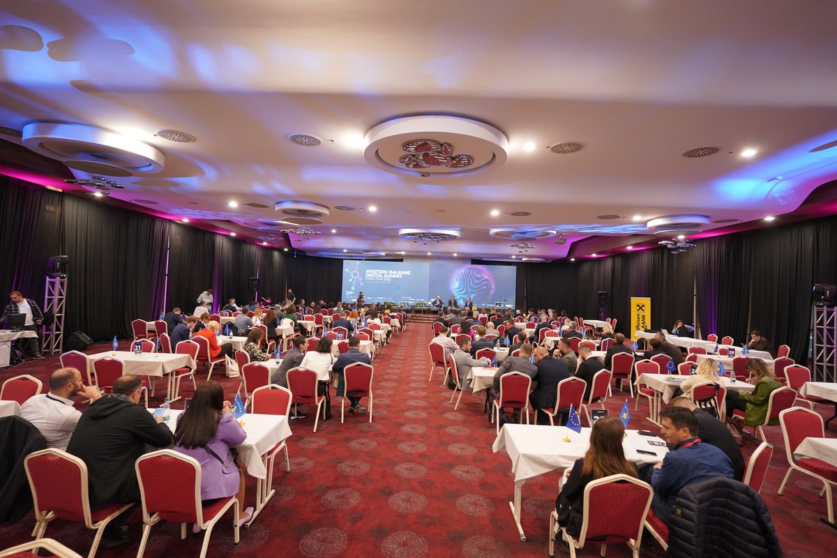 Artane_R's tweet photo. One of our aims when planning @DigitalSummitWB was to promote 🇽🇰 ICT businesses &amp; cooperation opportunities for them.

The B2B convened 291 businesses from the Western Balkans, 🇪🇺, 🇺🇸, 🇹🇷, 🇺🇦, and 🇮🇱. 

27 deals have already been made (&amp; countless networking between businesses). https://t.co/f1lN5xQY8U