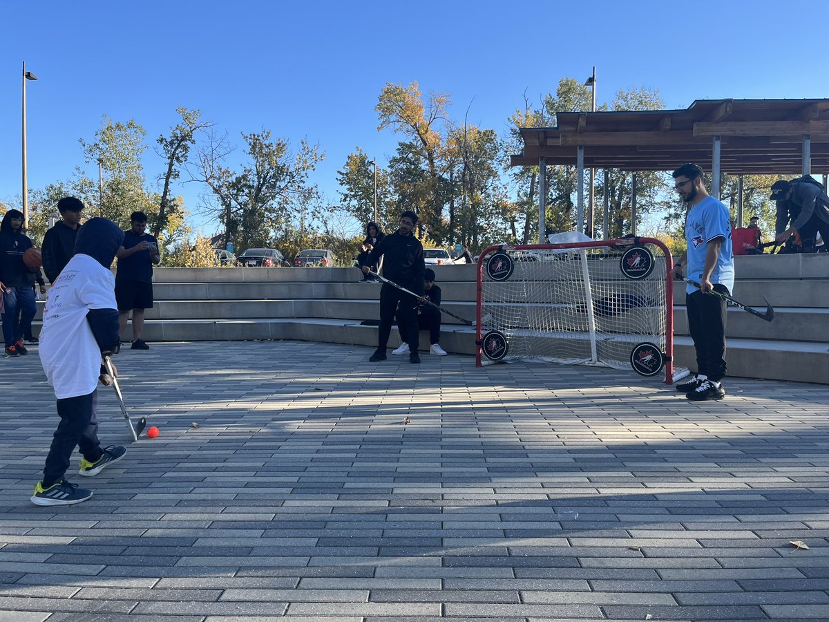 RunForCGY's tweet photo. The festivities have begun!
Join us at confluence plaza and compete in the highly anticipated hockey shootout challenge for a chance to win prizes! #RunforCalgary #Mercy4Mankind https://t.co/I6w3cj2O0Z