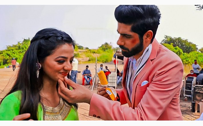 Wishing u infinite happiness Rra
#RrahulSudhir 
Only happiness to u and ur fam  😘
#Rrahel #RraArmy #HellyShah <a href="/OfficialHelly7/">HELLY</a>