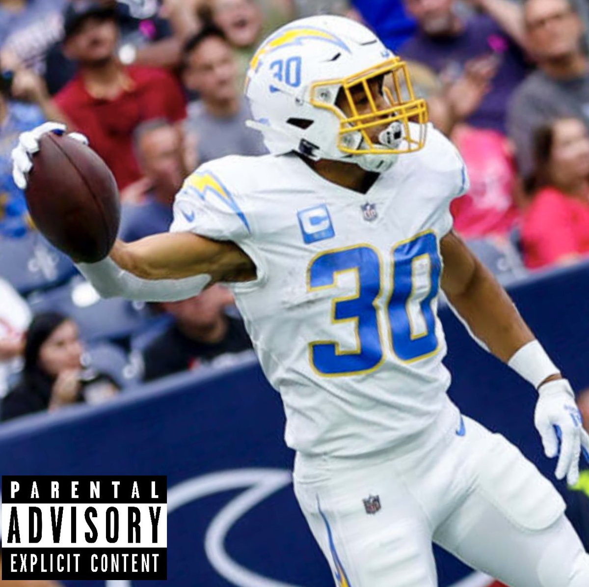 CheekfromQueens's tweet photo. #Namethealbum I call it Bounce Back #BoltUp https://t.co/4SpLlnHpGe