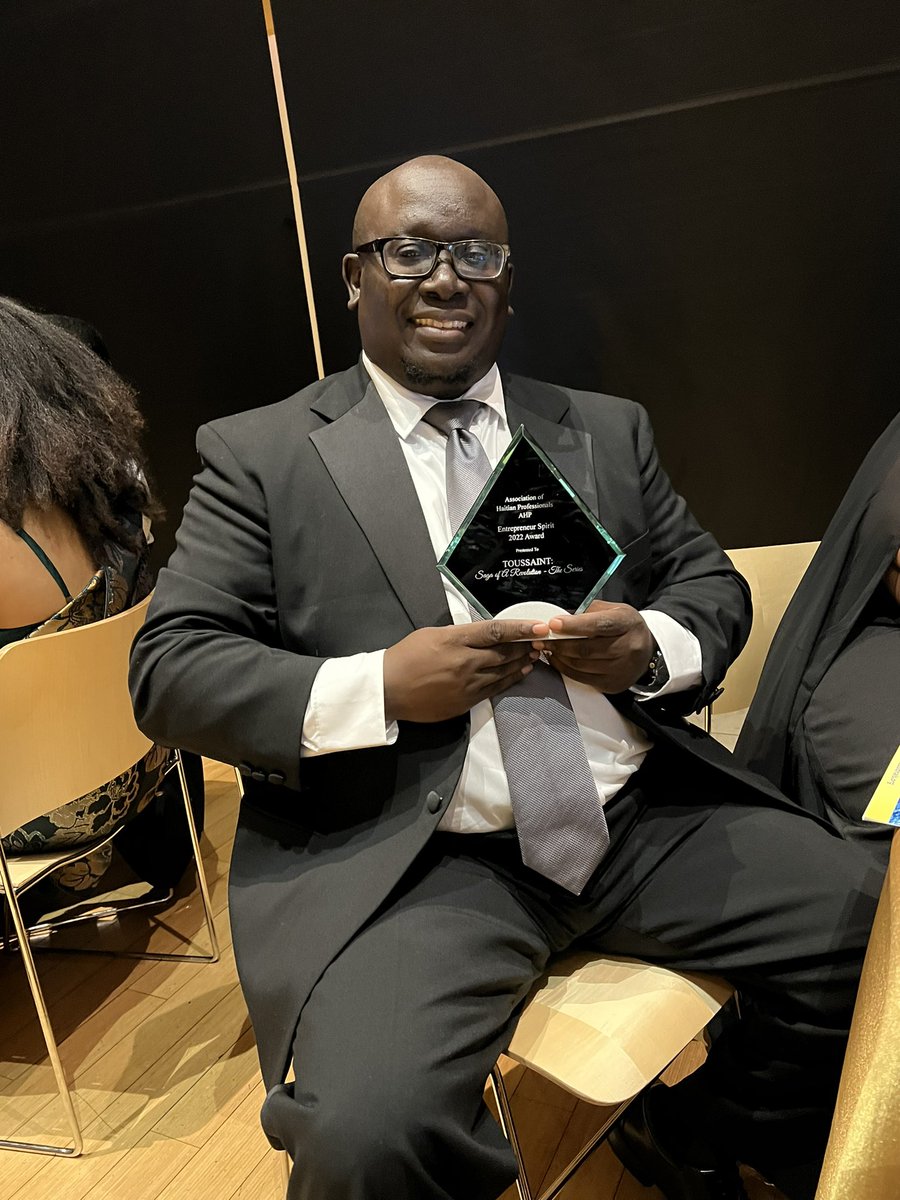 Frantz T Excellent tweet media