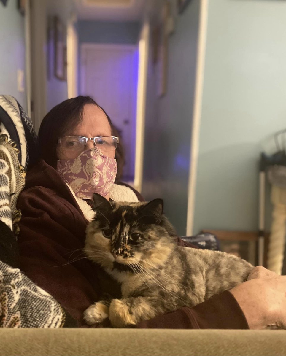 Dugby5's tweet photo. On behalf of my dad, I wanted to let you all know that sadly, he passed away Friday evening peacefully in his home. He seemed to be doing better healthwise and had just been to the gardens the day before. I know he loved all his twitter friends! He was a great Dad! We loved him! https://t.co/OLVfUt832l