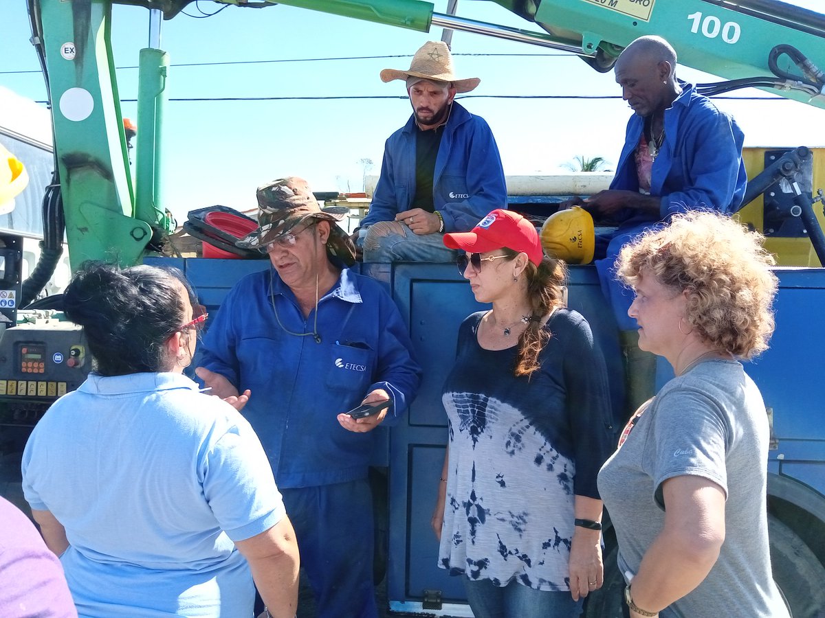 Está tropa de Hugo de <a href="/ETECSA_Cuba/">ETECSA</a> es Vanguardia Nacional,no hay Huracán que la detenga, para ellos no hay imposibles, se puede avanzar en #PinardelRio con el empuje y la consagración de estos muchachos #FuerzaCuba #CubaViveYTrabaja <a href="/UlisesGuilarte/">Ulises Guilarte de Nacimiento</a> @CubaCentral <a href="/taniavel76/">Tania Velazquez</a>