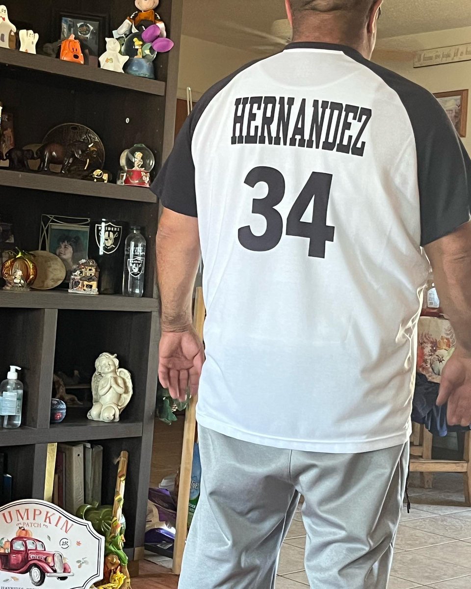 AngelHe53773113's tweet photo. New raider shirt I love it tell me what u think hood r bad I can take it https://t.co/4Qke7xe44c
