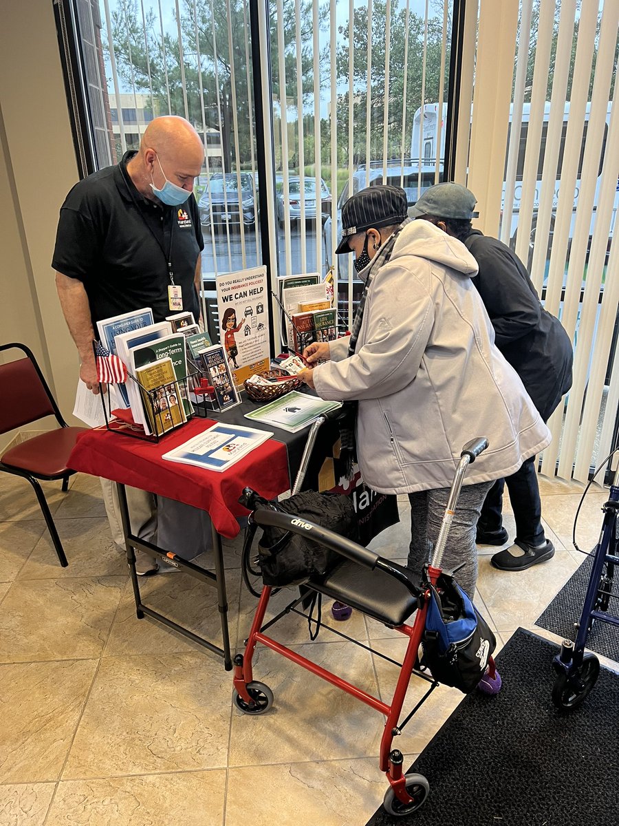 Senior Connection tweet media