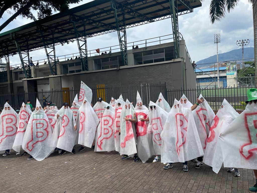 PradoVerde1999's tweet photo. ¡Tu vergüenza te acompañará siempre te lo voy a recordar! 
#VamosNacional https://t.co/n5PJLeVzTr