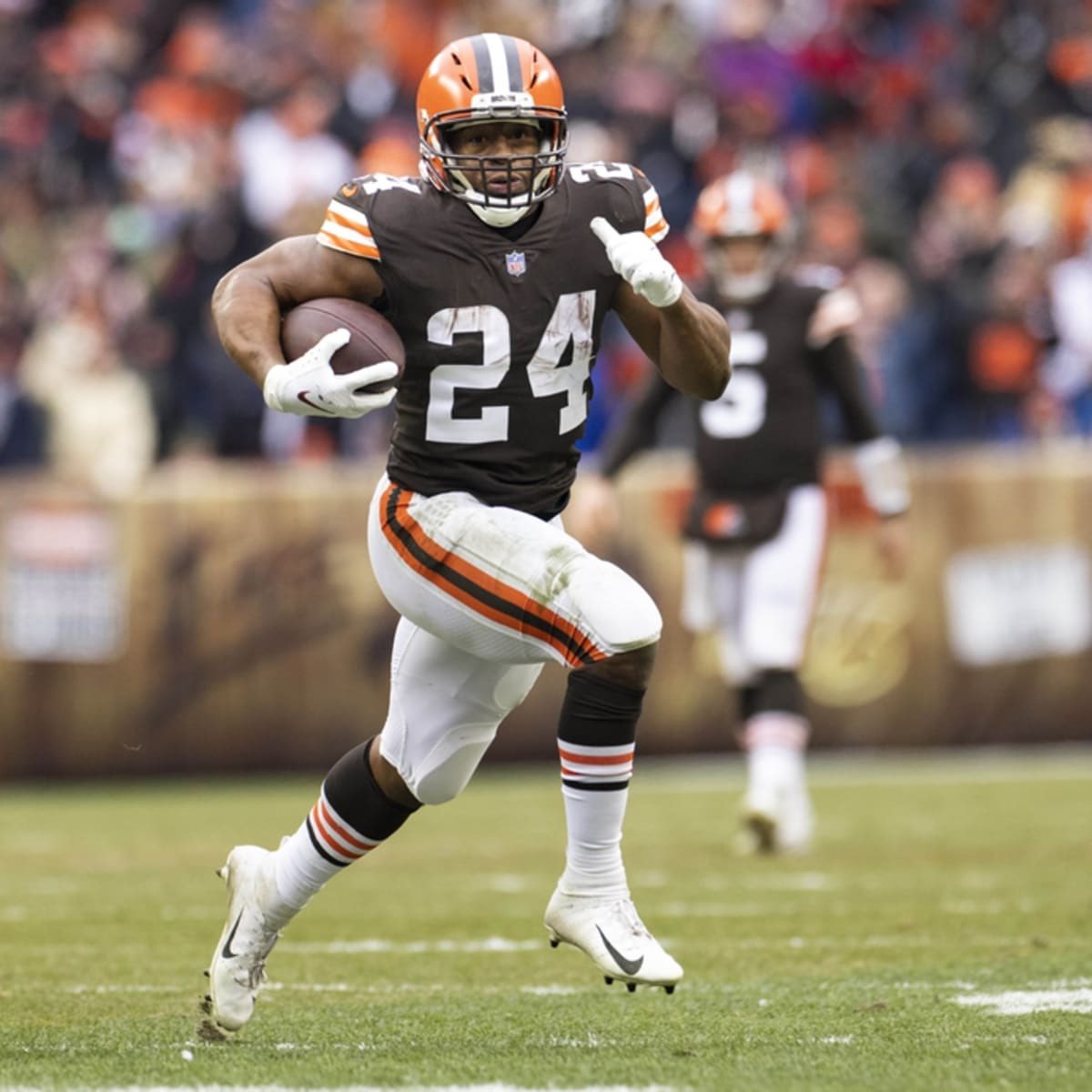 EvilCoachYeah's tweet photo. Nick Chubb: 19 carries 118 yards 1 TD

George Pickens: 6 catches 102 yards 

Tae Crowder: 11 tackles, 1 sack, 1 TFL

Roquan Smith: 10 tackles

#GoDawgs #DawgsInTheNFL https://t.co/6Icfer1JTO