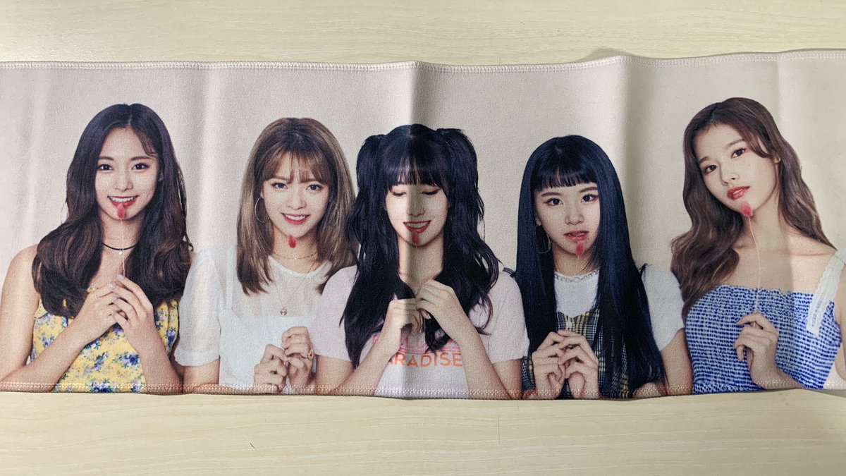 sk_irrrr's tweet photo. 트와이스 팬미팅 할로윈 슬로건 0.9

트와이스 포카교환 포토카드 양도 판매 구매 나연 pop 트레카 여돌 걸그룹 나연 정연 모모 사나 지효 미나 다현 채영 쯔위 반사슬로건 슬로건 트와이스팬미팅 할로윈팬미팅 콘서트 https://t.co/suDytJqnTn