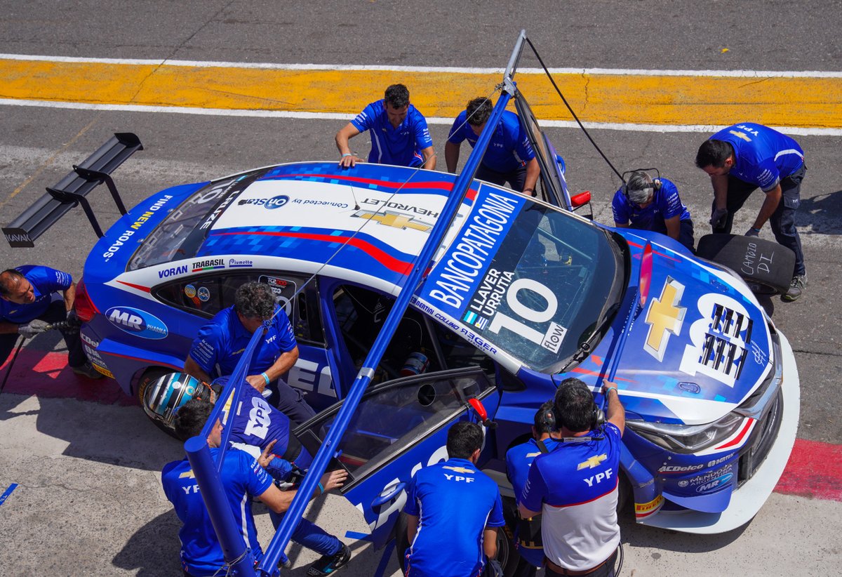 #Prensa | Podio del Equipo CHEVROLET YPF con Llaver y Urrutia en los 200 kilómetros de Buenos Aires | #200KmBA

👉🏽 bit.ly/3C4FvKw