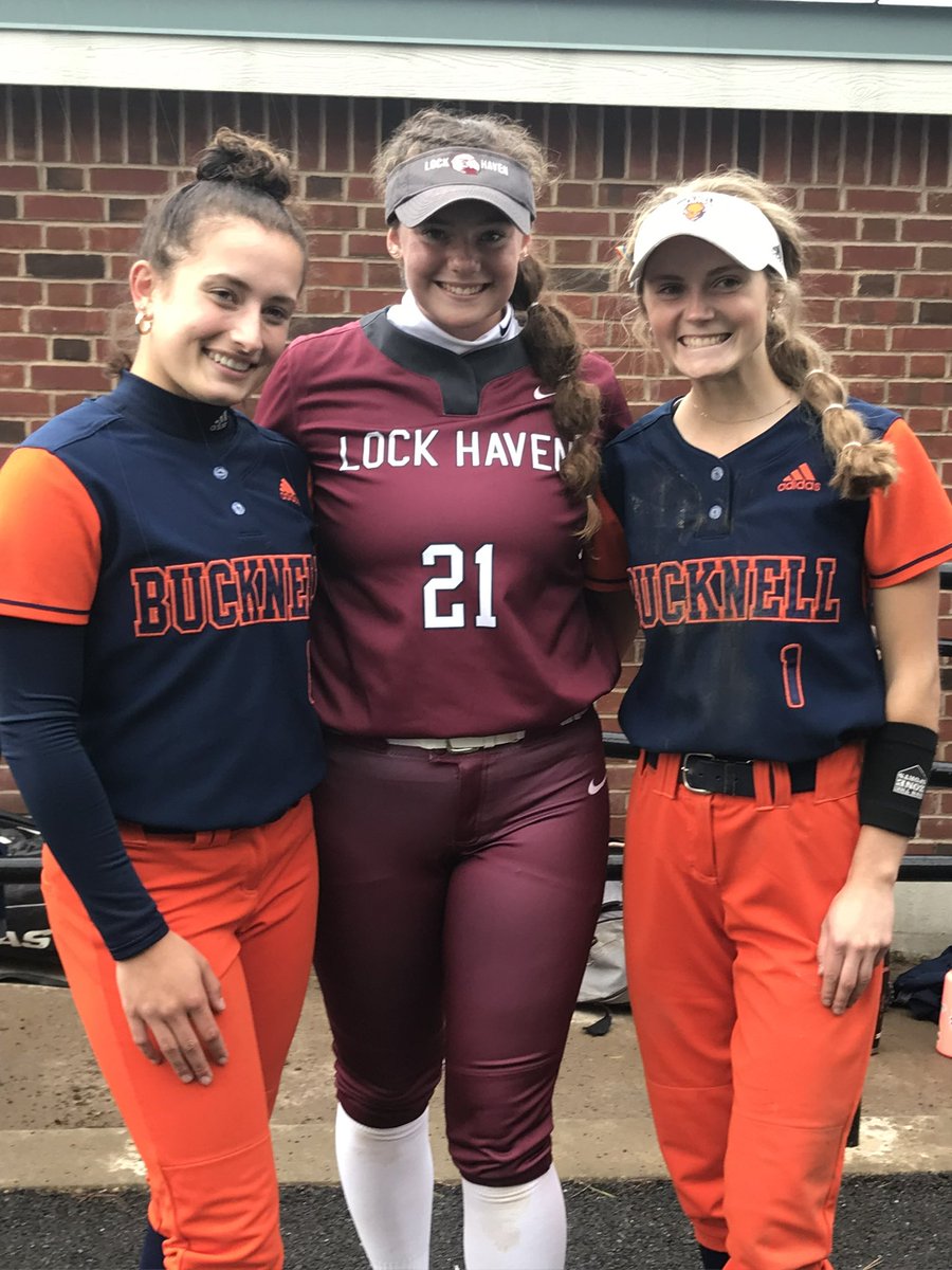Former Chaos players squared off against each other today in a double header!  Good luck to Nicole, Keiva and Haley this year!!🥎