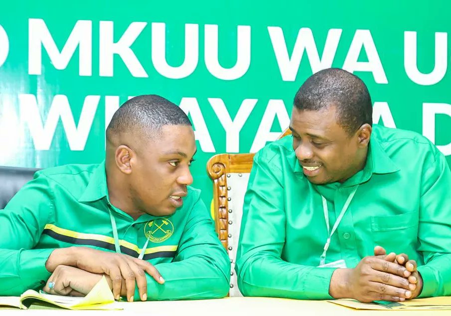 Mkutano Mkuu wa uchaguzi wa viongozi CCM Wilaya Dimani, Oktoba 2, 2022, Nimeelezea  juu ya mpango na umuhimu wa CCM kuwajengea uwezo viongozi wapya waliochaguliwa, ikiwa ni utekelezaji wa maelekezo ya Mkti wa CCM Taifa Ndugu Samia Suluhu Hassan katika hatua ya kujiimarisha zaidi.