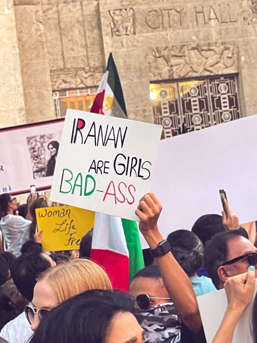 courtneylsl2's tweet photo. Protest for Iran. Houston, Texas. October 1, 2022. #IranRevolution #IranProtests2022 #iran #MashaAmini  #WomenLifeFreedom #zanzendegiazadi #freedomforiran https://t.co/nho8YiMiiz