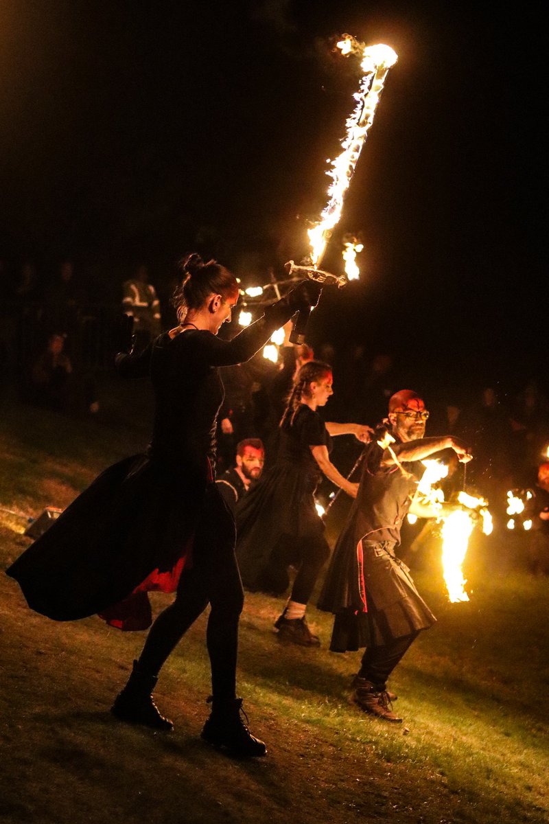 Stevo_SnakeDR's tweet photo. A few pics from the Here Be Dragons show #pyroceltica tonight at grant Park forres part of the @FindhornBayArts #findhornbayfestival #moray #forres #findhorn https://t.co/JaJzrGJKnv
