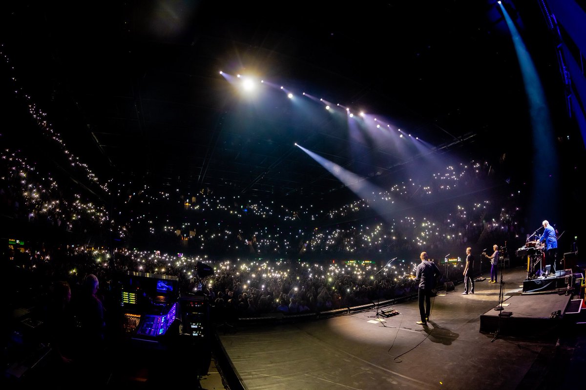 Hier in de zevende hemel
Wat willen we nog meer… ✨