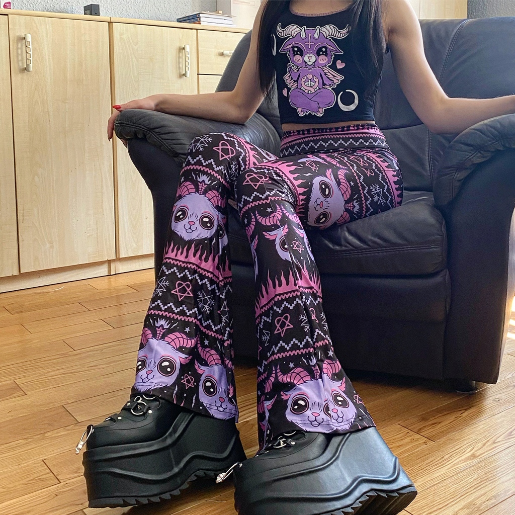 toofastclothing's tweet photo. Our Flares are 40% off RIGHT NOW! Only 24 Hours left!
#bellbottompants #bellbottoms #bellbottomsareback #bellbottomsforever #flarepants #flarepantslovers #hellzbellz #70spants #70sfashion #70sstyle#pastelgoth #pastelgothgirl #pastelgothfashion #pastelgothic #pastelgothaesthetic https://t.co/xBLs7gtXIi