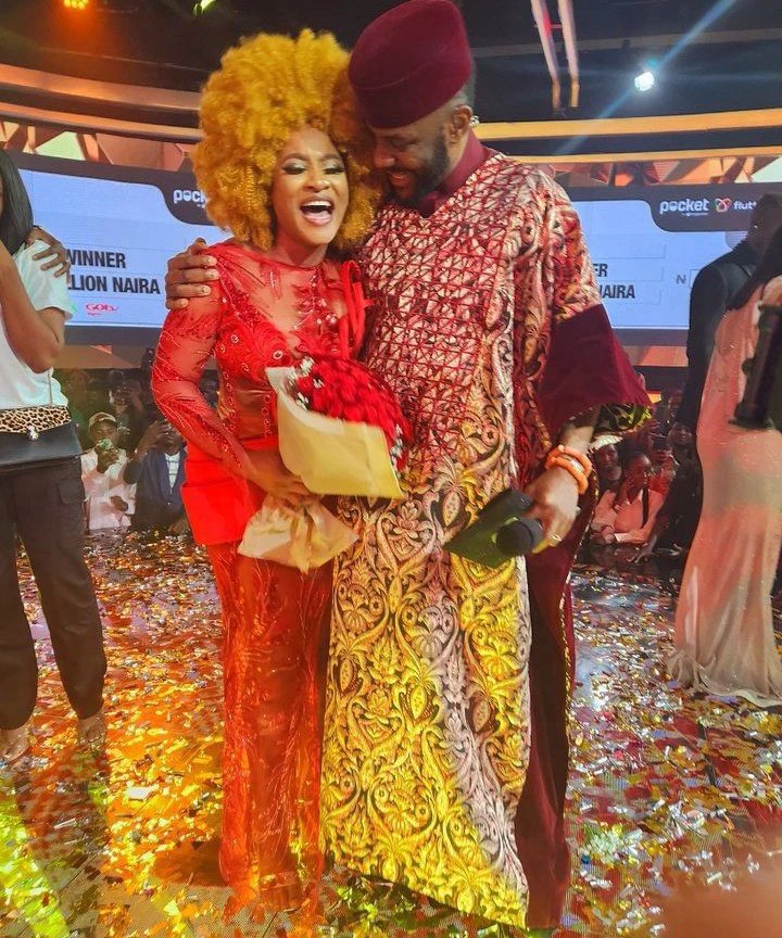 _Lemow's tweet photo. so Phyna gained over 100k followers in less than 2 hours? the last time I checked she was on 368K followers before she was announced the winner!! Congratulations Phyna . Super proud.🥺🥺❤️❤️ @unusualphyna 

#BBNaija 
#BBNaijaFinale https://t.co/4RwHFeGs3i