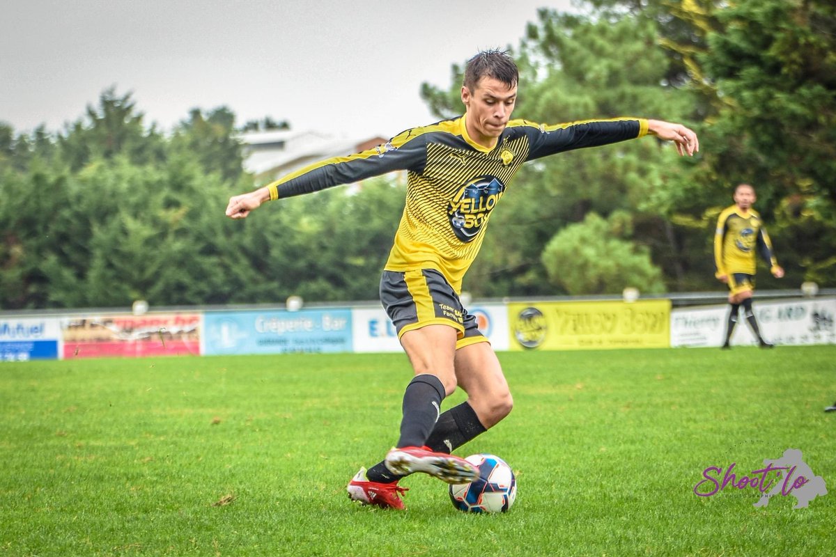 YellowBoys5's tweet photo. Vendredi                          Lundi
soir                                   matin https://t.co/CAgaY7sjQV