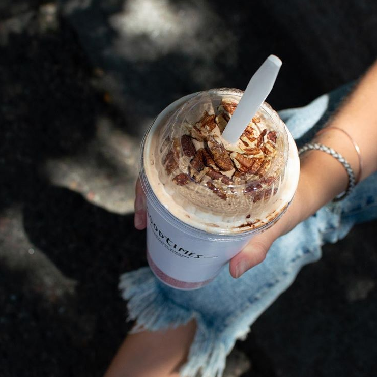 EatGoodTimes's tweet photo. It's Spoonbender Sunday! We highly suggest the Turtle Spoonbender. π€€
.
#Spoonbender #FrozenCustard #EatGoodTimes https://t.co/ulLf7XJxP6