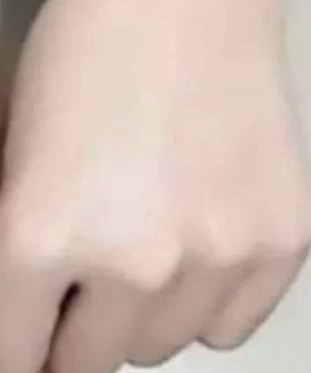 store_grape's tweet photo. سيرم عرق السوس للوجه والجسم جبار ف تفتيح اللون🔥🖤
15700 https://t.co/W6nAvoI0jn