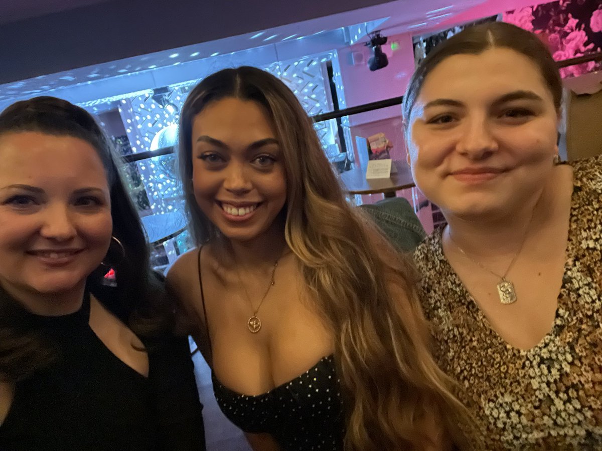 AForeman90's tweet photo. Lovely evening with these beautiful people. Always good for the soul to get out dancing, having a giggle and making memories 💖 https://t.co/8AgJ5oO0by