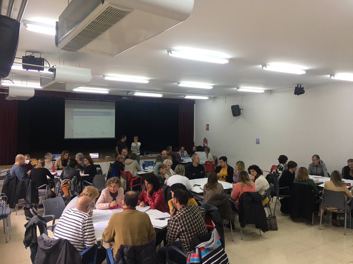 Hasi gara lanean, 1. Ohiko Bilera.
Beti ebaluazioaren kultura bultzatzen!
<a href="/bildarratz/">Jokin Bildarratz</a> <a href="/BegonaPedrosa/">Begoña Pedrosa</a>